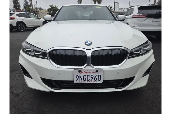 $34845 : BMW 3 Series 2025 330i 4dr S image 2