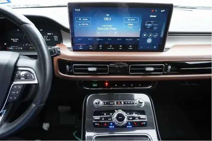 $37888 : Lincoln Nautilus 2023 Reserv image 8