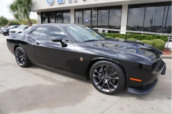 $37888 : Dodge Challenger 2021 R/T Sc image 1