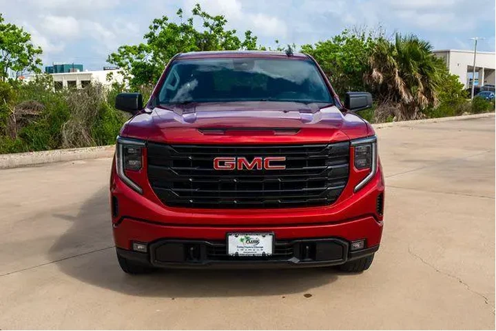 $39679 : GMC Sierra 1500 2023 4x2 Ele image 2