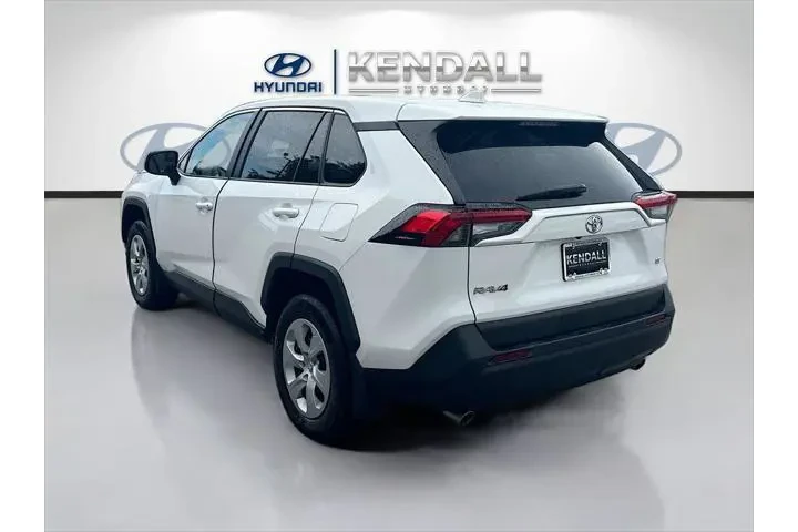 $25888 : Toyota RAV4 2024 LE 4dr SUV image 7