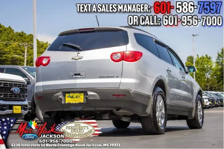$9895 : Chevrolet Traverse 2011 LT 4 image 5
