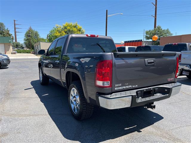 $13888 : 2010 GMC Sierra 1500 SLE, 2 W image 9