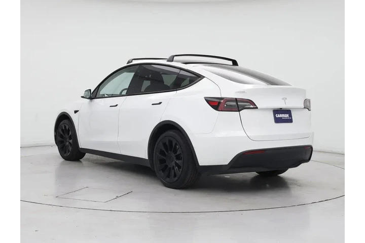 $34998 : Tesla Model Y 2023 AWD Long image 2