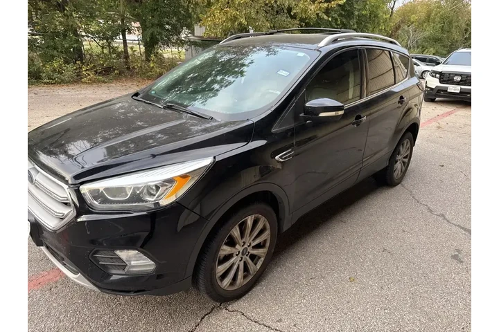$9998 : Ford Escape 2017 AWD Titaniu image 3