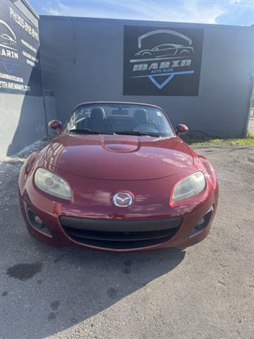 $8450 : 2012 MX-5 Miata Sport image 4