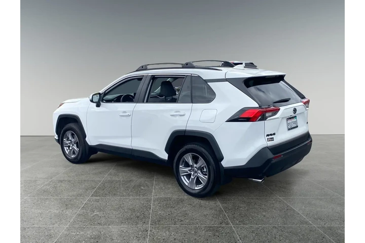 $35572 : Toyota RAV4 2025 XLE 4dr SUV image 8