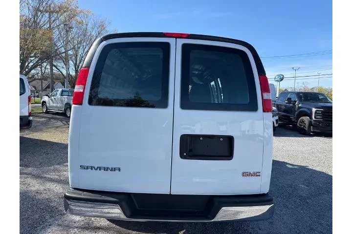 $32900 : GMC Savana 2024 2500 3dr Car image 3