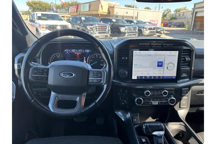 2022 F-150 XLT image 8