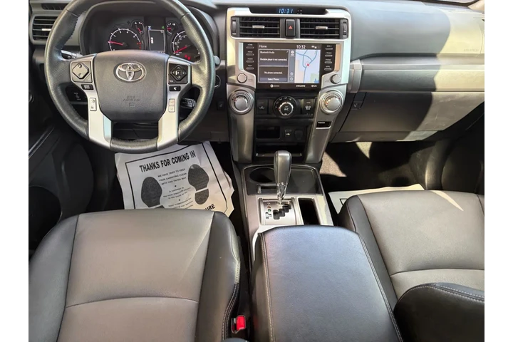 $38995 : Toyota 4Runner 2023 4x2 SR5 image 10