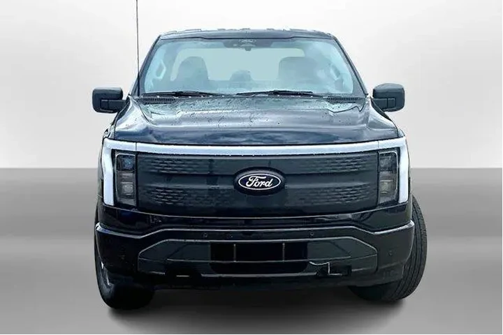 $49796 : Ford F-150 Lightning 2024 AW image 3