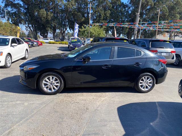 $13999 : 2017 MAZDA3 Sport image 2