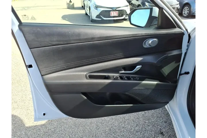 $24834 : Hyundai ELANTRA Hybrid 2025 image 10