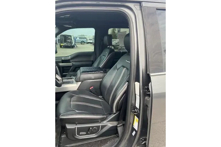 $37743 : Ford F-150 2018 4x4 King Ran image 5