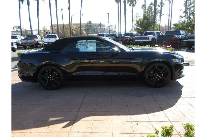 $17468 : Ford Mustang 2016 EcoBoost P image 5