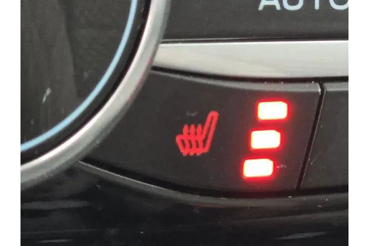 $19858 : Ford Escape 2022 AWD SE 4dr image 5