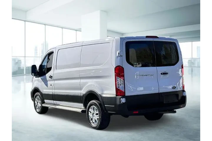 $31999 : Ford Transit 2023 250 3dr SW image 3