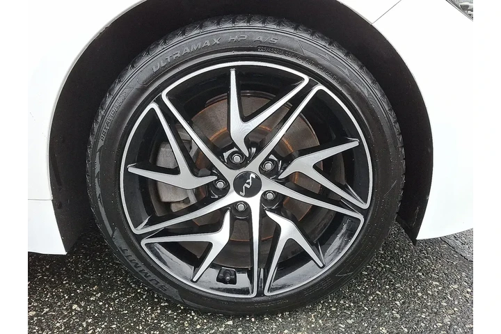 $27890 : Kia Stinger 2022 GT-Line 4dr image 9