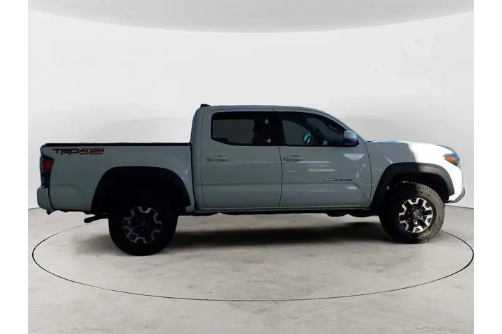 $35988 : Toyota Tacoma 2021 4x4 TRD P image 6