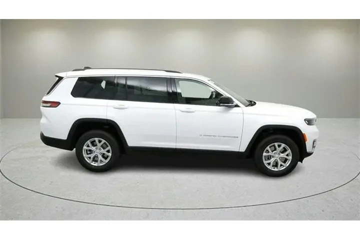 $29899 : Jeep Grand Cherokee L 2023 4 image 8