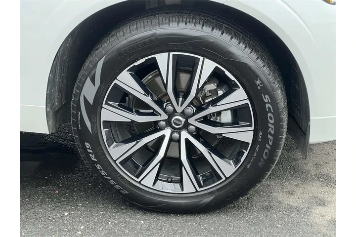 $34000 : Volvo XC60 2024 AWD B5 Core image 6