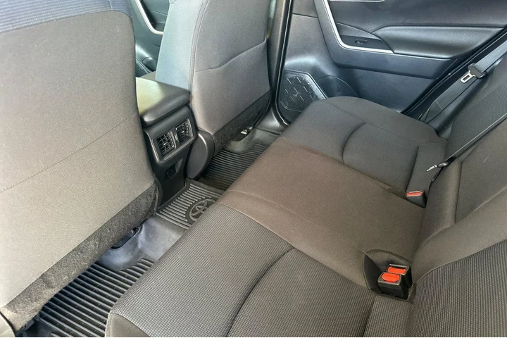 $29000 : Toyota RAV4 Hybrid 2022 AWD image 7