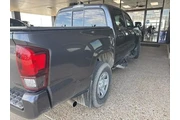 $28749 : Toyota Tacoma 2022 4x2 SR 4d thumbnail