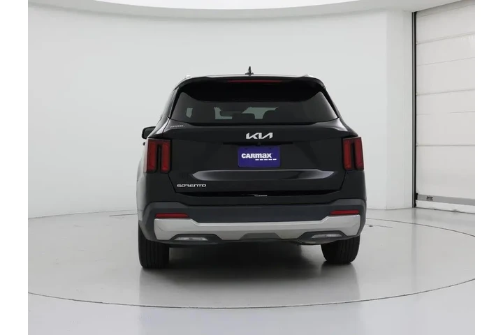 $27998 : Kia Sorento 2024 S 4dr SUV image 6