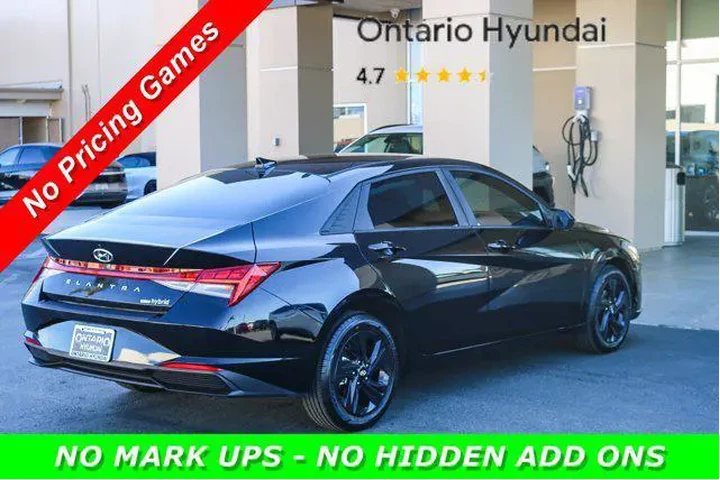 $18527 : Hyundai ELANTRA Hybrid 2023 image 8
