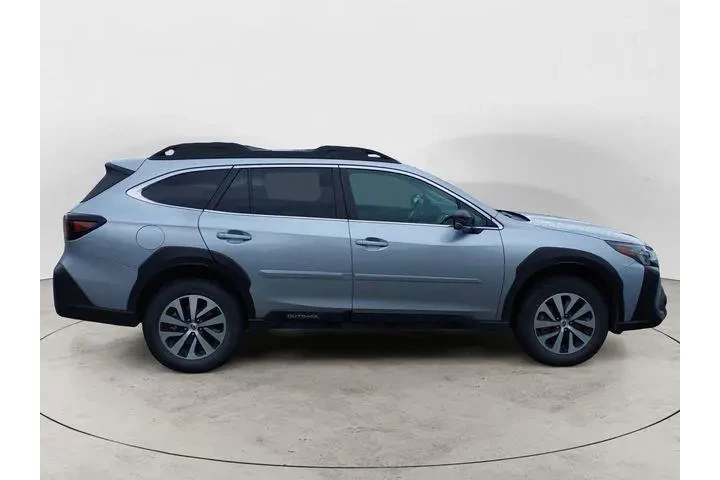 $31288 : Subaru Outback 2025 AWD Prem image 3