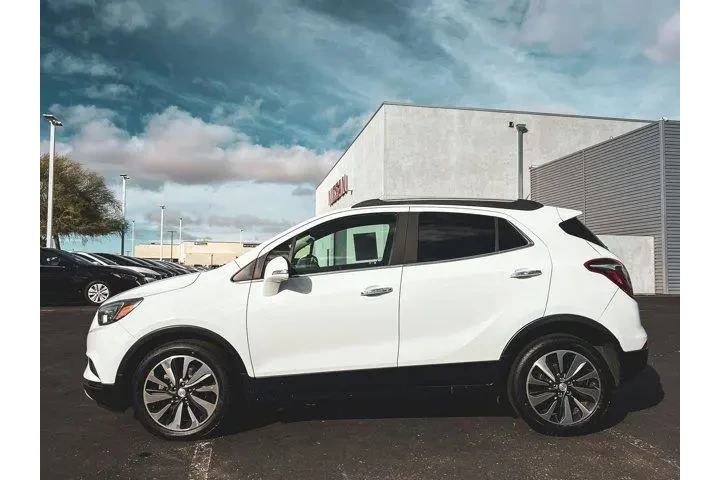 $14836 : Buick Encore 2019 Essence 4d image 2