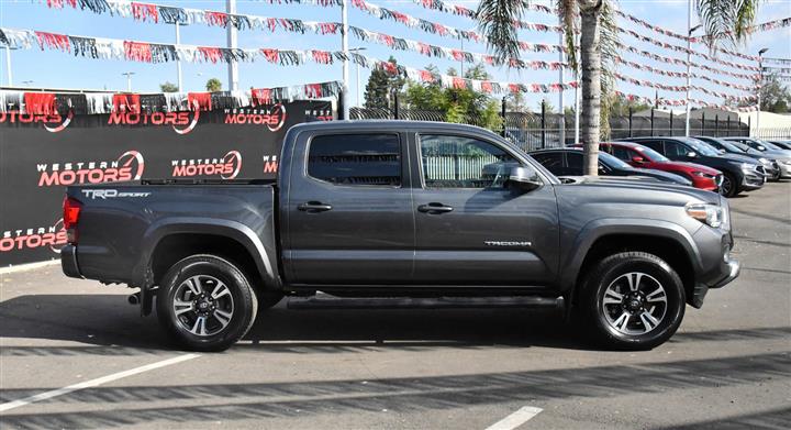 $28770 : Tacoma TRD Sport Pickup 4D 5 image 9