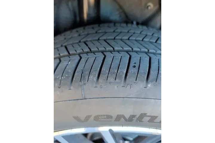 $39988 : BMW X1 2024 AWD xDrive28i 4d image 9