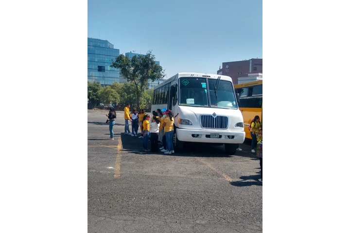 Transporte Cursos Verano image 4