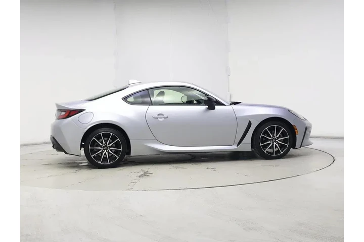 $30998 : Toyota GR86 2023 2dr Coupe 6 image 7