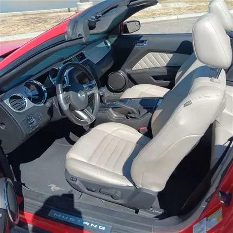 $9999 : Convertible Rojo Excelente image 2