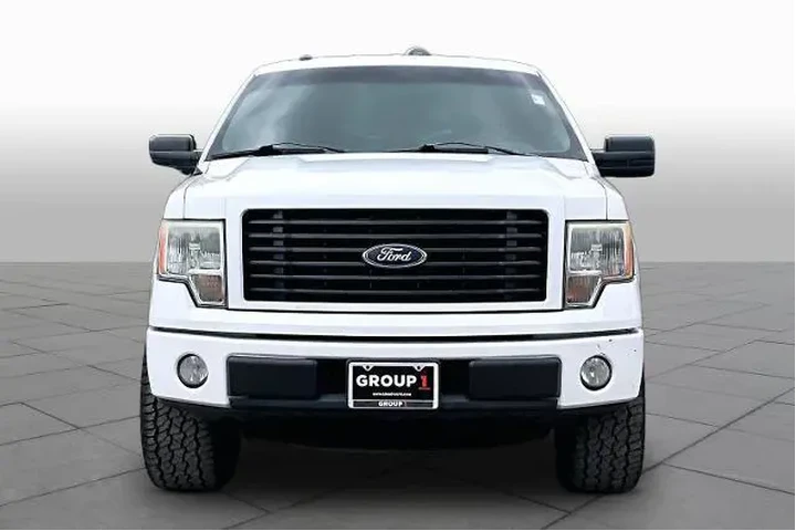$17566 : Ford F-150 2014 4x2 XLT 4dr image 4