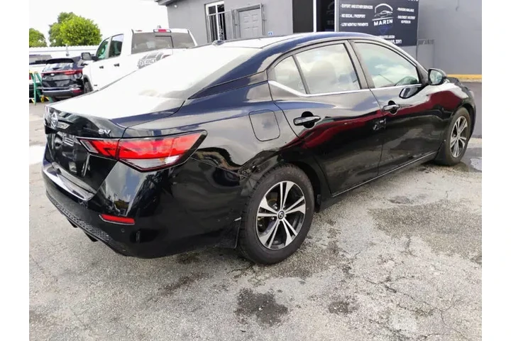 $8250 : 2020 Sentra SV image 8
