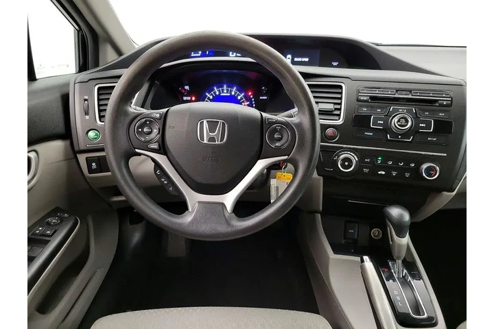 $17998 : Honda Civic 2015 LX 4dr Seda image 10