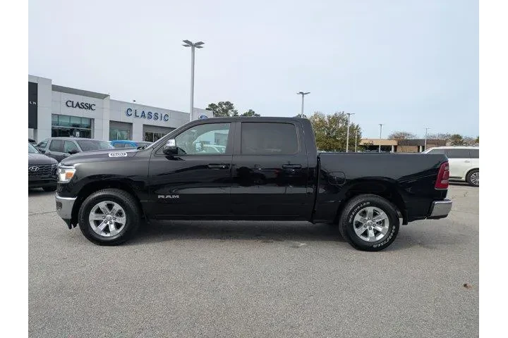 $32995 : Ram 1500 2024 4x2 Laramie 4d image 8