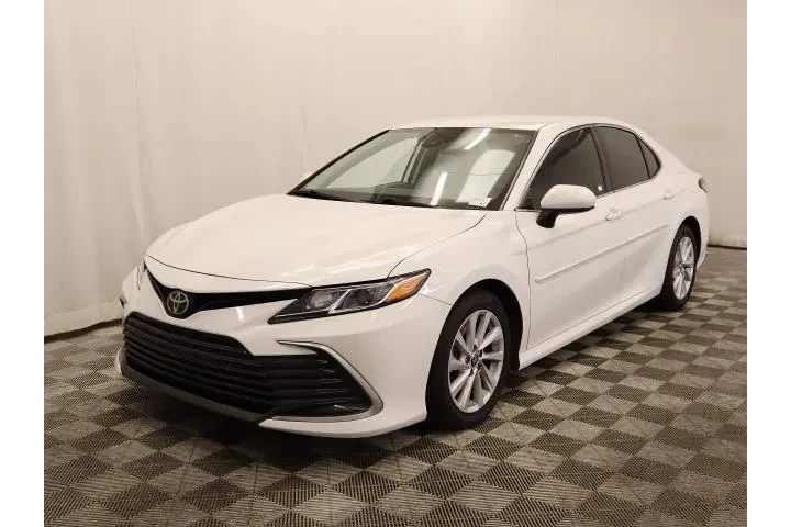 $21995 : Toyota Camry 2022 LE 4dr Sed image 6