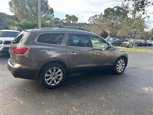 $3200 : For Sale Buick Enclave CXL image 1