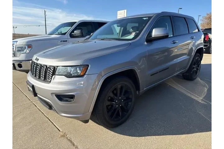 $18290 : Jeep Grand Cherokee 2018 4x4 image 2