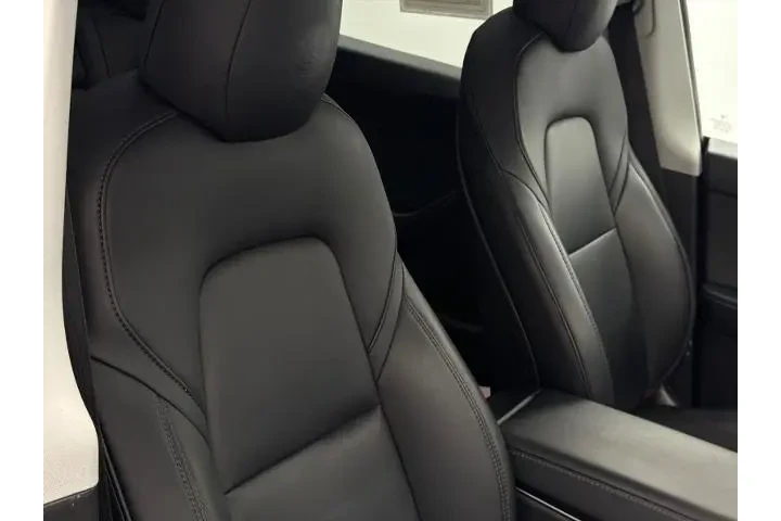 $28000 : Tesla Model Y 2020 AWD Long image 10