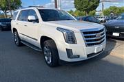 $29999 : PRE-OWNED 2017 CADILLAC ESCAL thumbnail