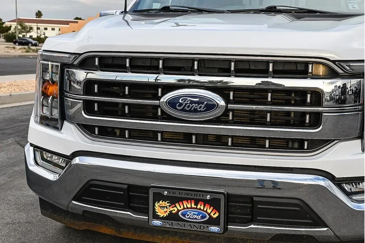 Ford F-150 2023 4x2 Lariat 4 image 5