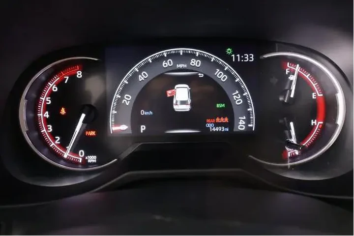 $30535 : Toyota RAV4 2024 XLE 4dr SUV image 4