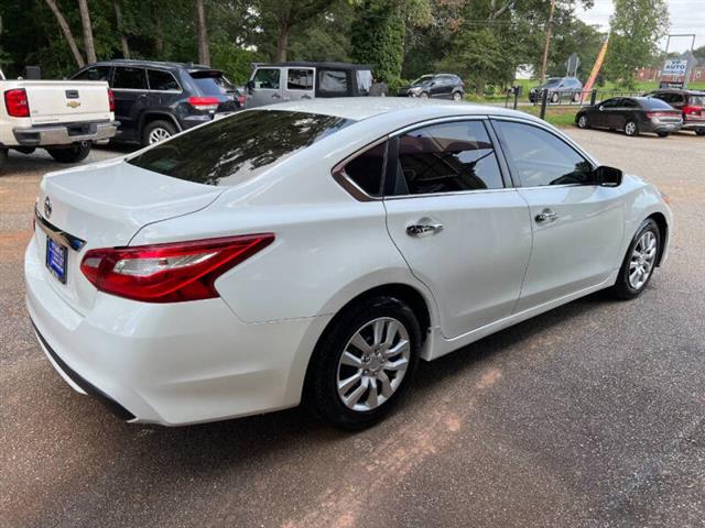 $9999 : 2016 Altima 2.5 S image 5