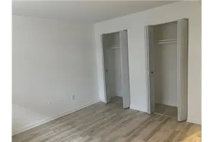 $2250 : Rental property with 1 bedro image 5