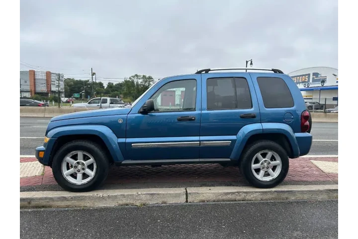 $5495 : 2006 Liberty Limited image 7